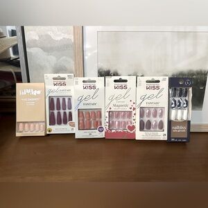 Lot of NEW Press on Nails